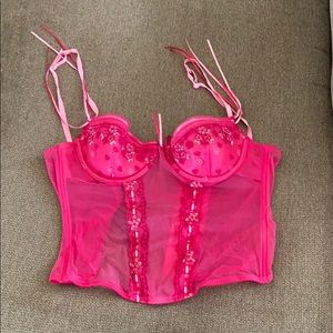 Victoria Secrets Sexy Little Things, Size 34B.